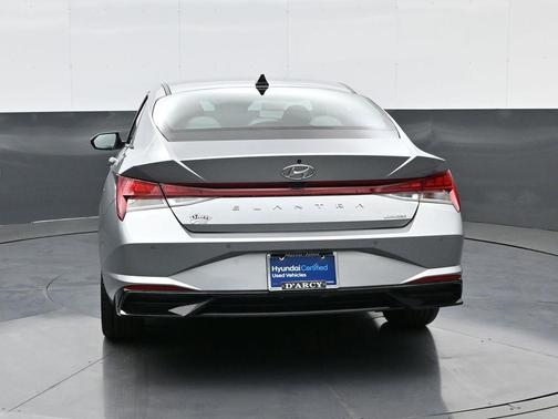 2022 Hyundai ELANTRA Limited