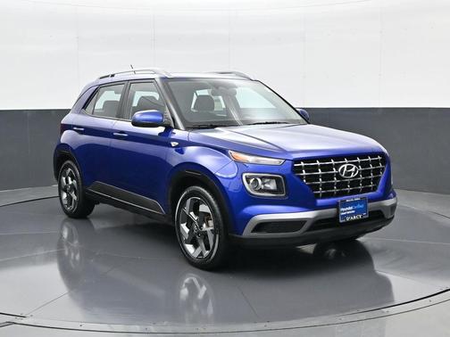2023 Hyundai VENUE SEL