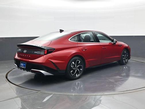 Ultimate red 2025 Hyundai SONATA SEL