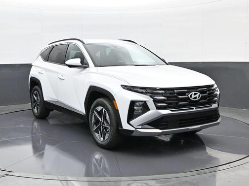 Creamy White Pearl 2026 Hyundai TUCSON Plug-In Hybrid SEL