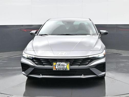 2026 Hyundai ELANTRA HEV SEL Sport