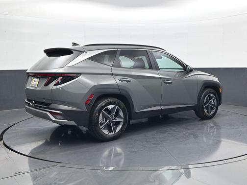 2026 Hyundai TUCSON SEL Convenience