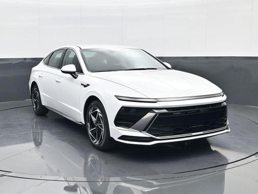 2026 Hyundai SONATA SEL