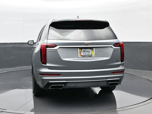 2023 Cadillac XT6 Luxury FWD