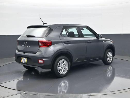 Ecotronic Gray 2026 Hyundai VENUE SE