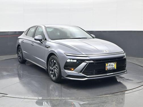 Transmission Blue 2026 Hyundai SONATA Hybrid Base