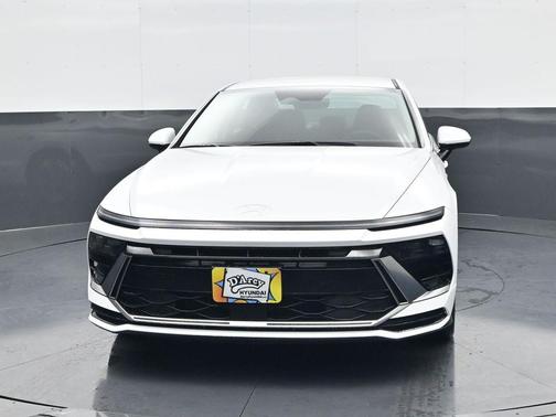 2026 Hyundai SONATA SEL