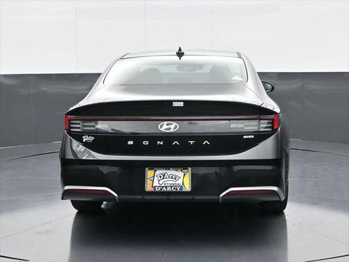 2025 Hyundai SONATA Hybrid SE