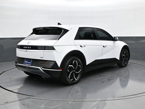 2023 Hyundai IONIQ 5 SE