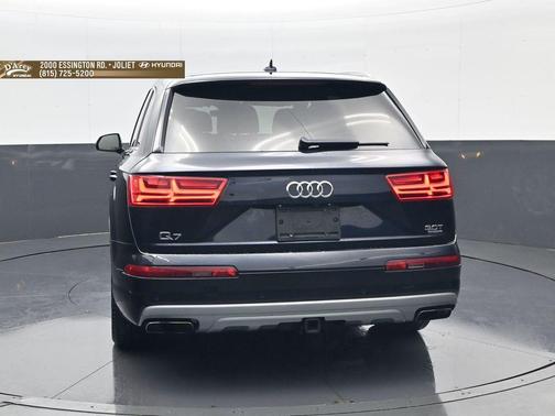 Ink Blue 2017 Audi Q7 3.0T Premium