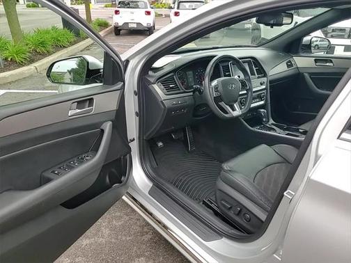 2018 Hyundai SONATA Sport+