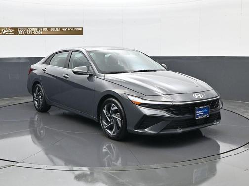 Ecotronic Gray 2025 Hyundai ELANTRA Limited