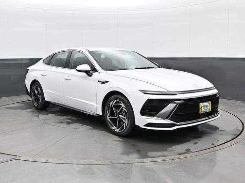 2026 Hyundai SONATA SEL