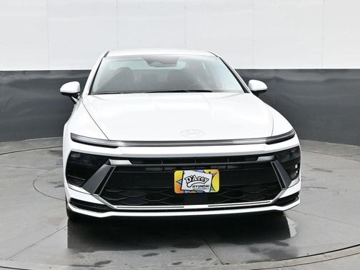 2026 Hyundai SONATA SEL