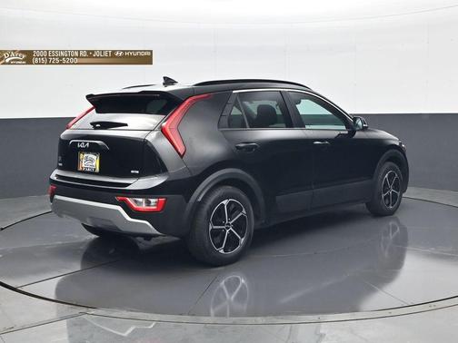 Aurora Black Pearl 2023 Kia Niro EX