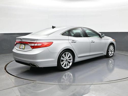 Starlight Silver 2016 Hyundai Azera Limited