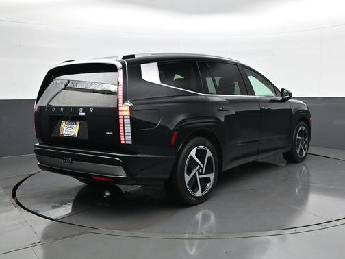 2026 Hyundai IONIQ 9 Performance Calligraphy