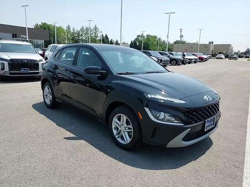 2022 Hyundai KONA SE
