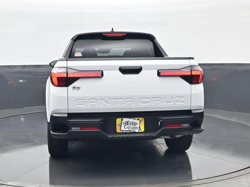 Atlas White 2026 Hyundai SANTA CRUZ SE