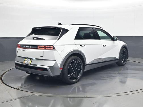 Atlas White 2026 Hyundai IONIQ 5 Limited