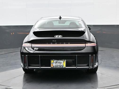 2025 Hyundai IONIQ 6 Limited