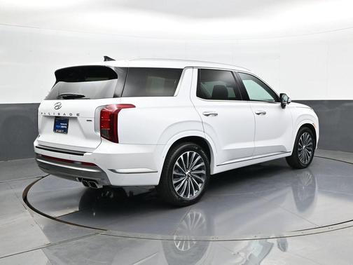 Hyper White 2025 Hyundai PALISADE Calligraphy
