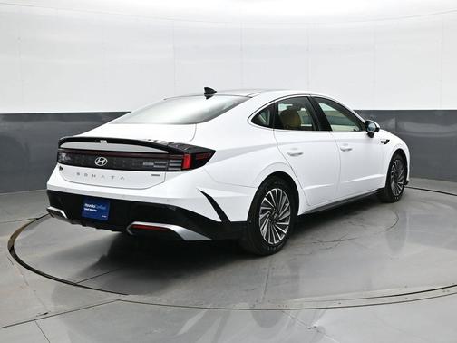 2025 Hyundai SONATA Hybrid Limited