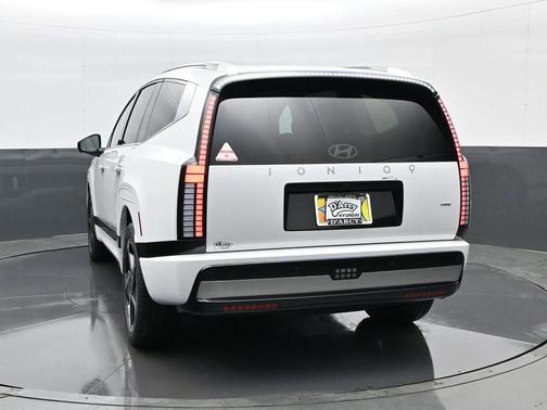 2026 Hyundai IONIQ 9 Performance Calligraphy