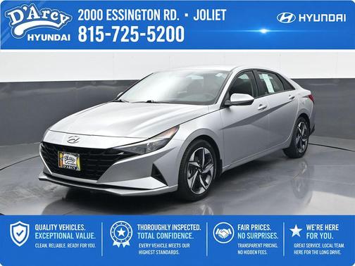 Shimmering Silver Pearl 2023 Hyundai ELANTRA SEL