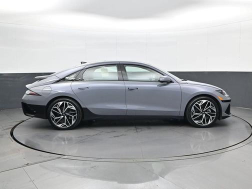 2024 Hyundai IONIQ 6 Limited