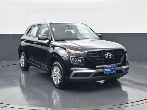 2026 Hyundai VENUE SE