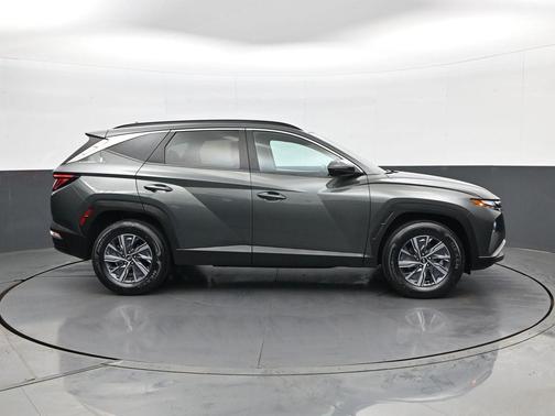Amazon Gray 2022 Hyundai TUCSON Hybrid Blue