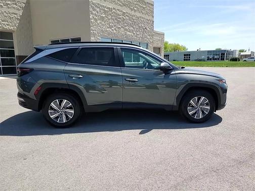 Amazon Gray 2022 Hyundai TUCSON Hybrid Blue