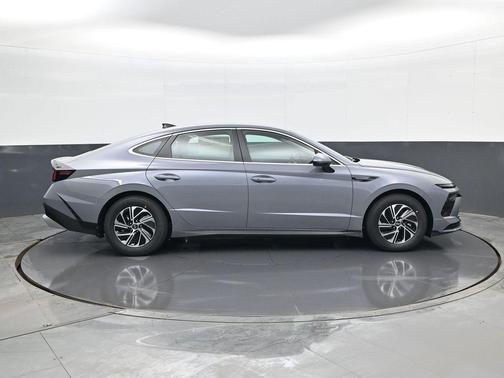 Transmission Blue 2026 Hyundai SONATA Hybrid Base