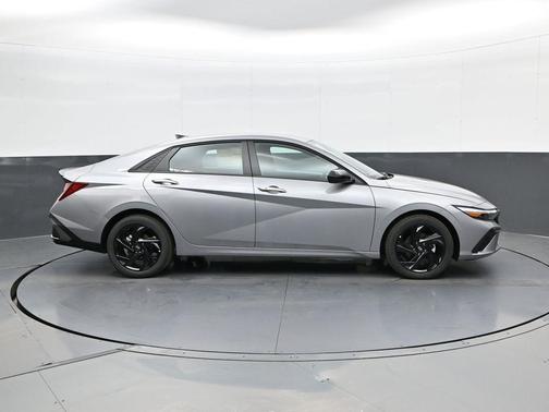 2026 Hyundai ELANTRA Sport