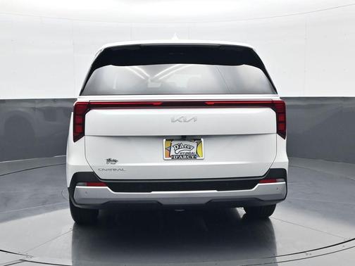 2025 Kia Carnival LXS