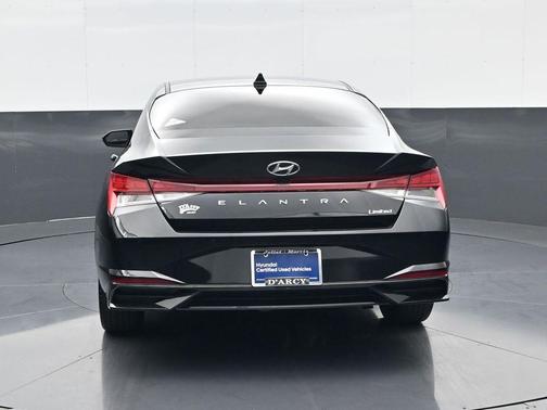 2023 Hyundai ELANTRA Limited