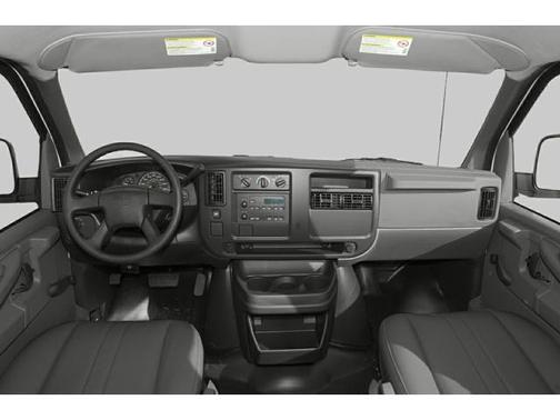 2005 GMC Savana 2500 Base