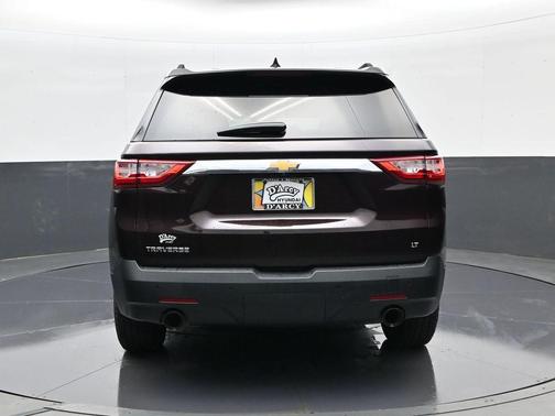 Black Cherry Metallic 2021 Chevrolet Traverse LT Cloth