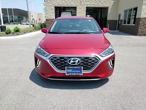 2022 Hyundai IONIQ Hybrid SE
