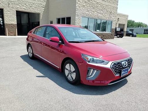 2022 Hyundai IONIQ Hybrid SE