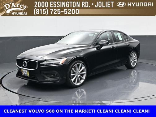 2021 Volvo S60 T6 Momentum