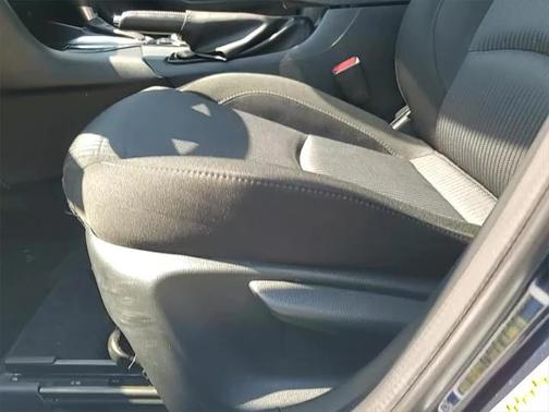 2016 Mazda Mazda3 i Touring