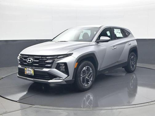 Shimmering Silver 2026 Hyundai TUCSON Hybrid Blue SE