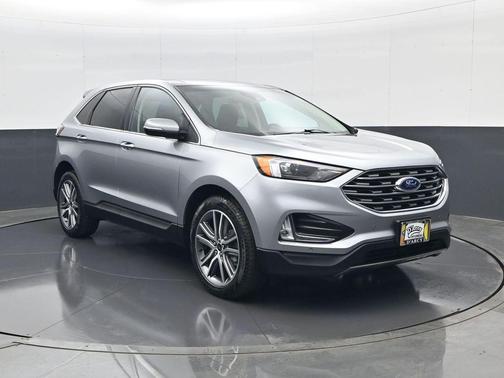 Iconic Silver Metallic 2023 Ford Edge Titanium