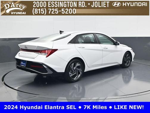 2024 Hyundai ELANTRA SEL