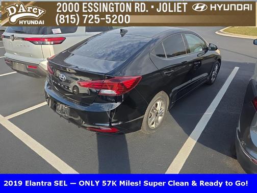 2019 Hyundai ELANTRA SEL