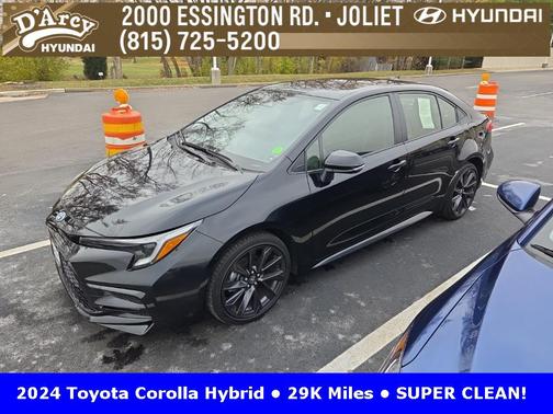 2024 Toyota Corolla Hybrid SE