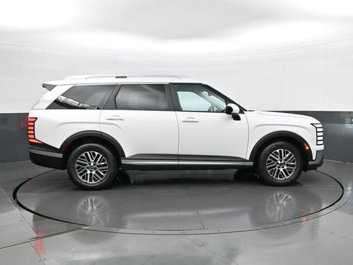 2026 Hyundai PALISADE SEL Premium