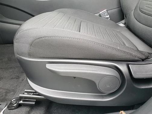2025 Hyundai SANTA CRUZ SE